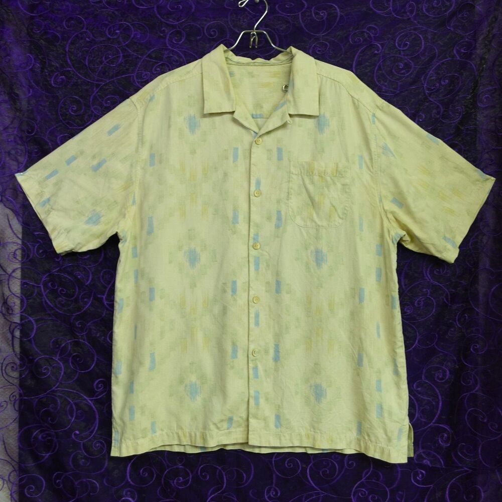 Tommy Bahama Silk Ikat Diamond Shirt Size L Beige Resort Hawaiian Short Sleeve